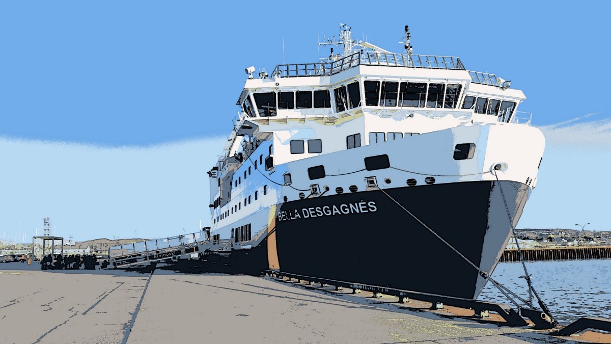 CPVD Bella Desgagnés à Rimouski - Pierre Labrèche.jpg