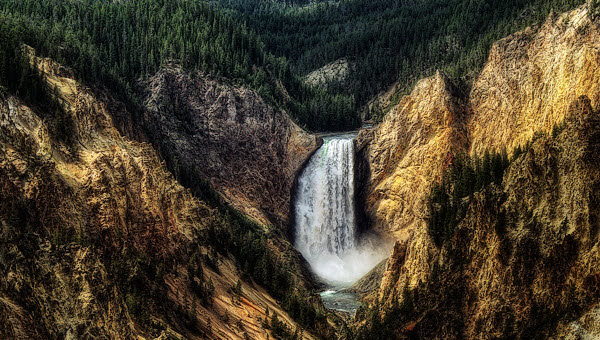 IMG_0991_LowerYellowstoneRiverFalls_Final-image.jpg